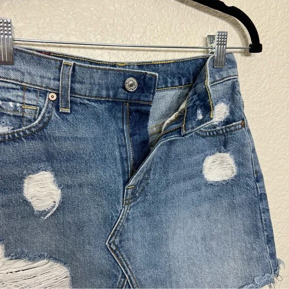 7 For All Mankind Distressed Raw Hem Frayed Denim Jean Mini Skirt Size 24 - Picture 8 of 14